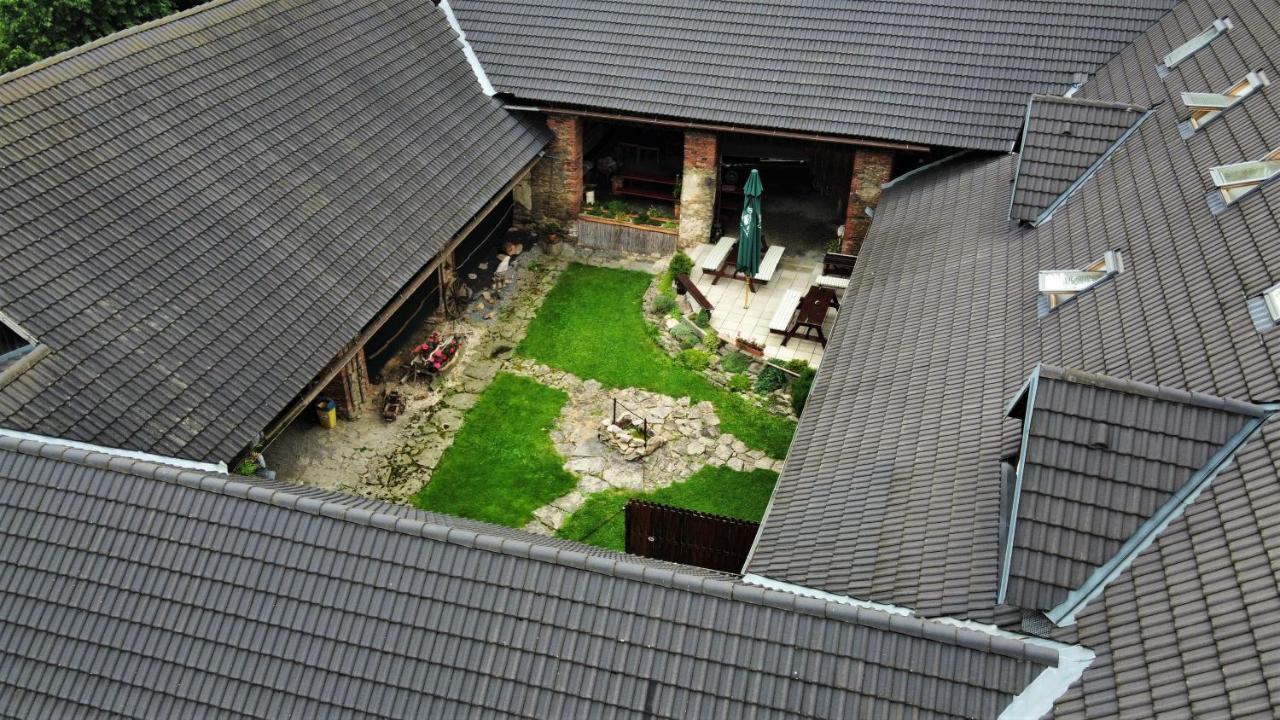 Penzion U Dvojice Нове Место на Мораве Екстериор снимка