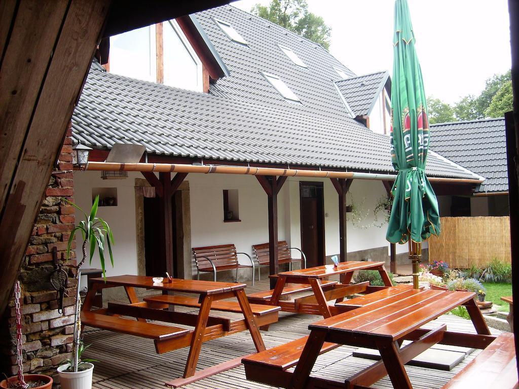 Penzion U Dvojice Нове Место на Мораве Екстериор снимка